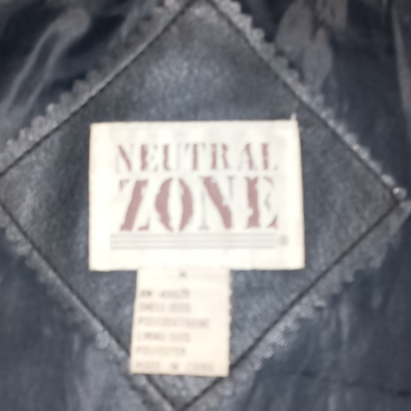 Jacket - Picture 3 of 3